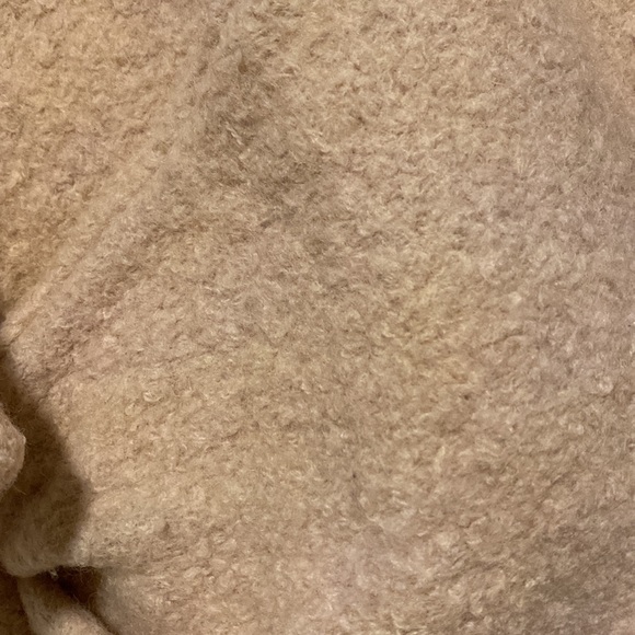 Beige faux fur coat - Picture 6 of 7